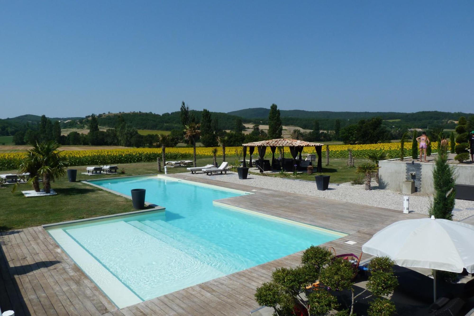 Le Prieure Des Sources Hotell La Répara Exteriör bild