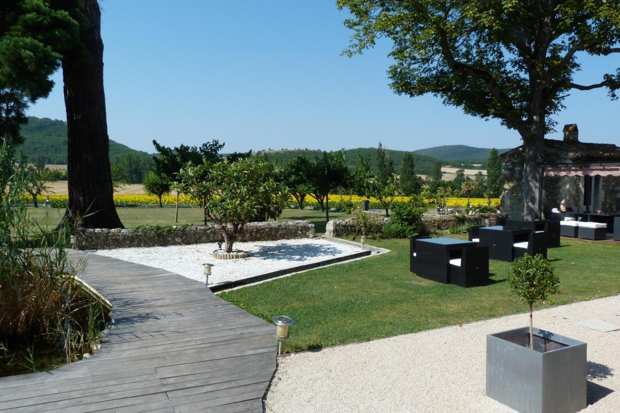 Le Prieure Des Sources Hotell La Répara Exteriör bild