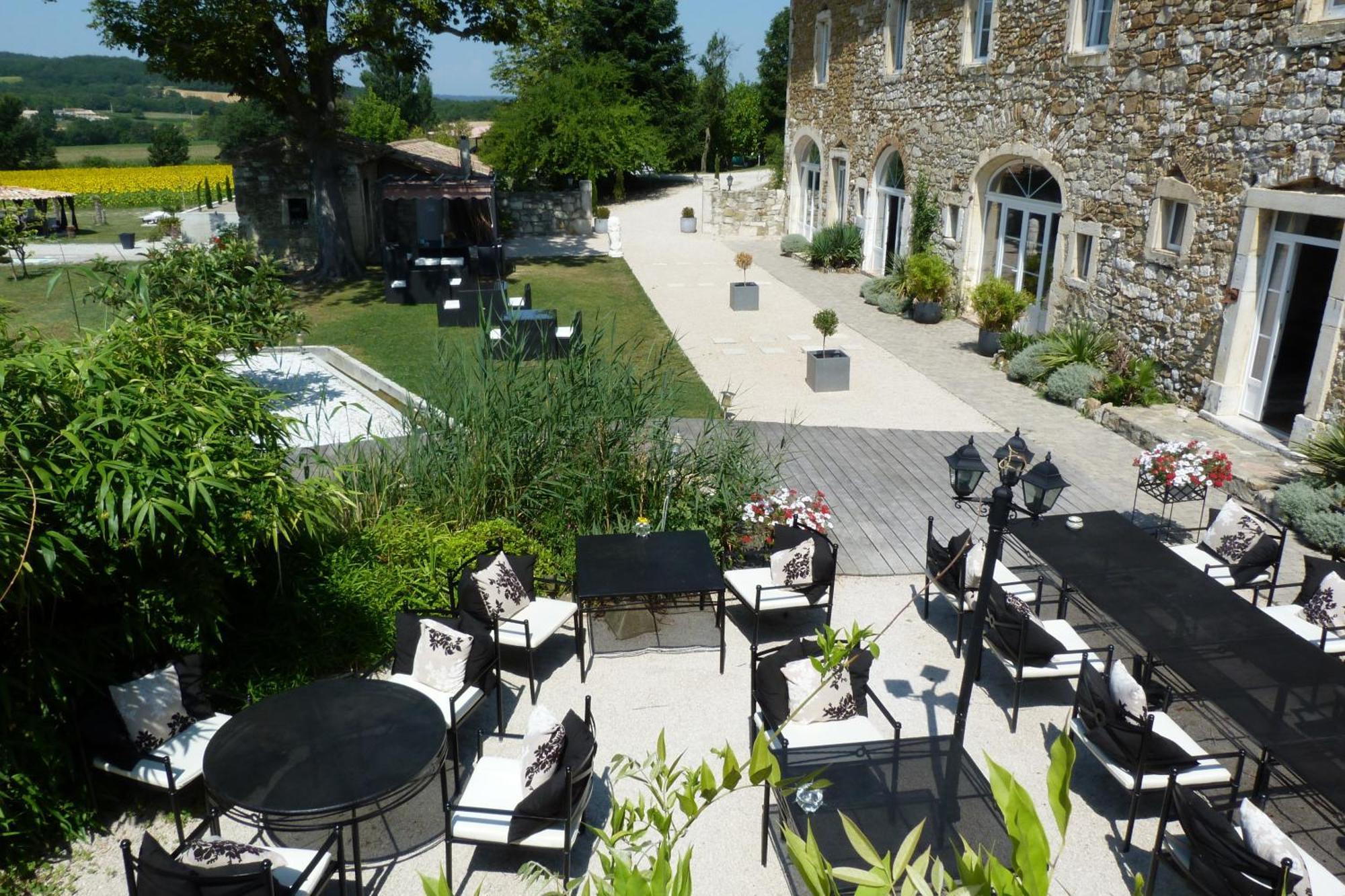 Le Prieure Des Sources Hotell La Répara Exteriör bild