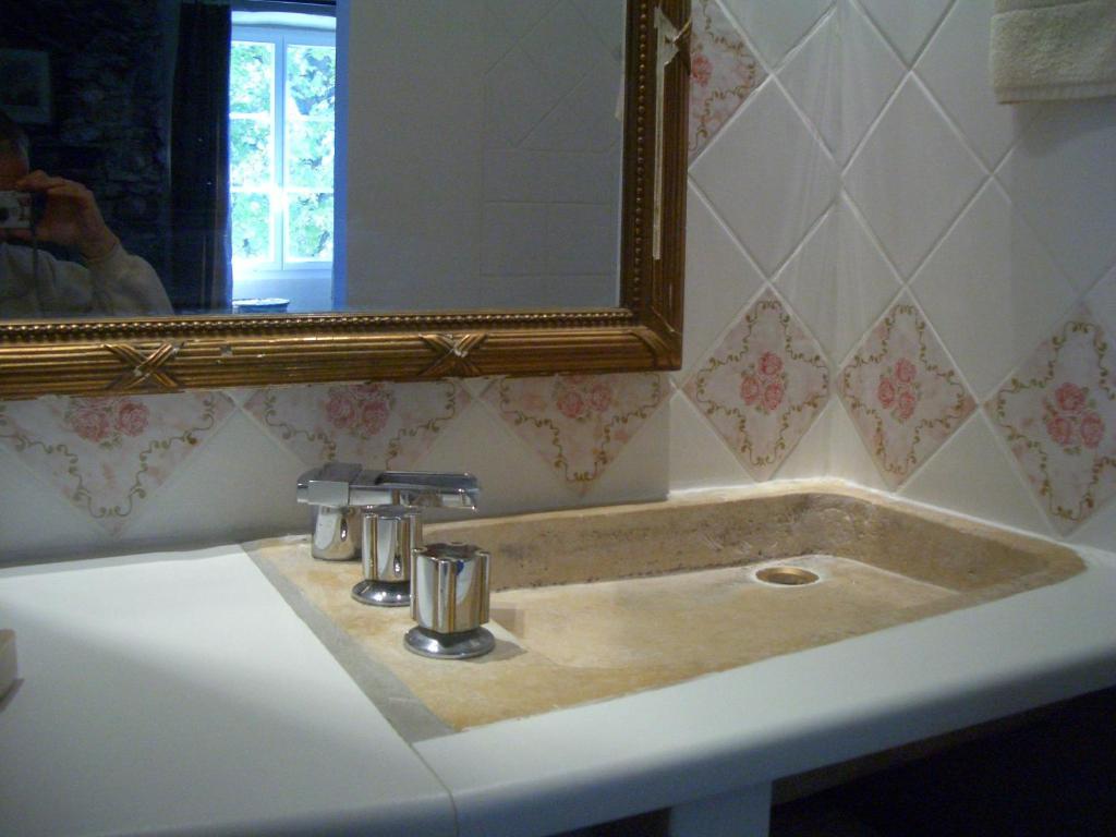 Le Prieure Des Sources Hotell La Répara Rum bild