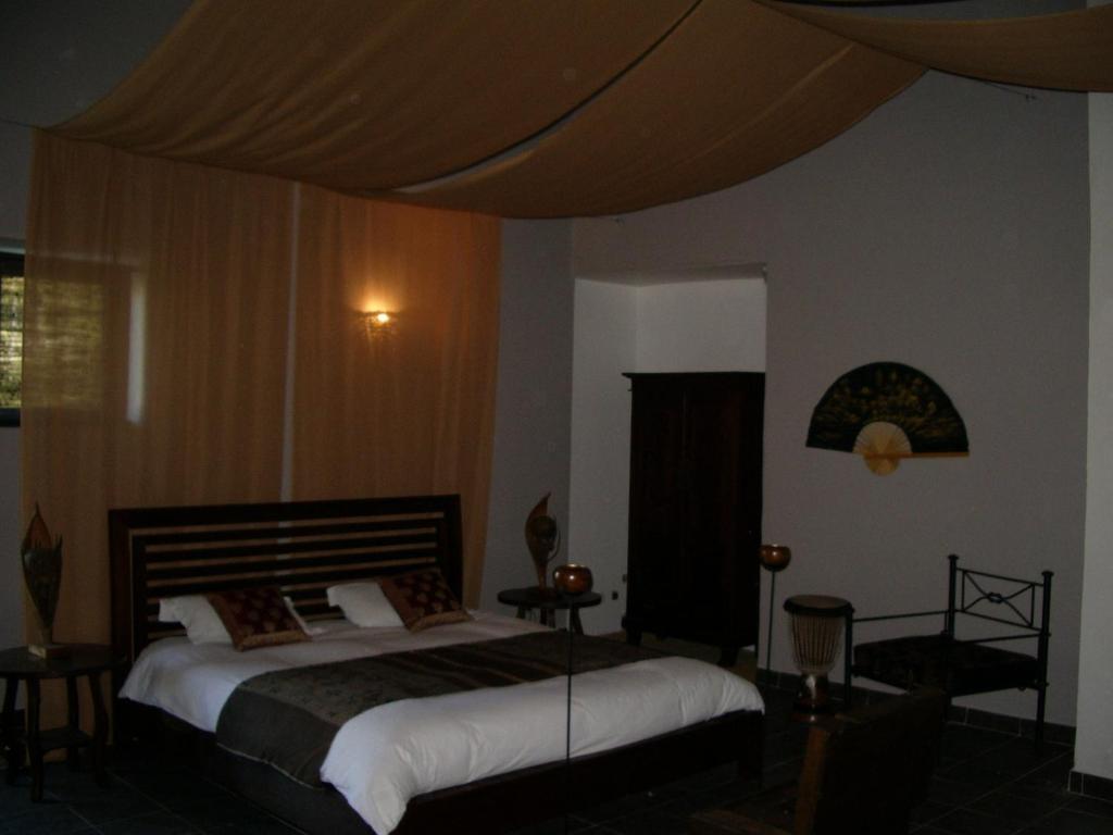 Le Prieure Des Sources Hotell La Répara Rum bild